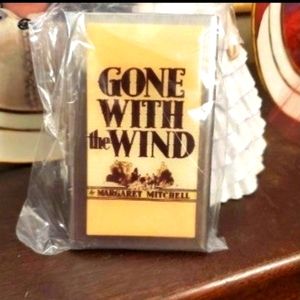 BRAND NEW! GONE WITH THE WIND CARD HOLDER PILL BOX